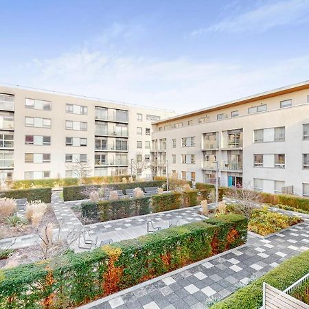 לונדון Lovely 1 Bed Apartment In Streatham מראה חיצוני תמונה